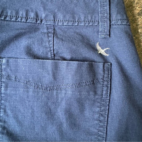 Eddie Bauer Cargo Shorts Blue Size 8 - Picture 3 of 9